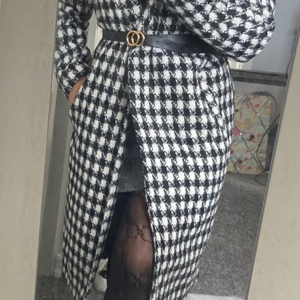 Black Checkered Pattern Coat Size Small / Medium - image 2